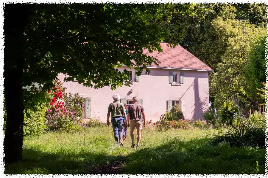 Insertion-alternative-prison-Ferme-Emmaus-Maisoncelle-1-credit-Laura-Huygues3